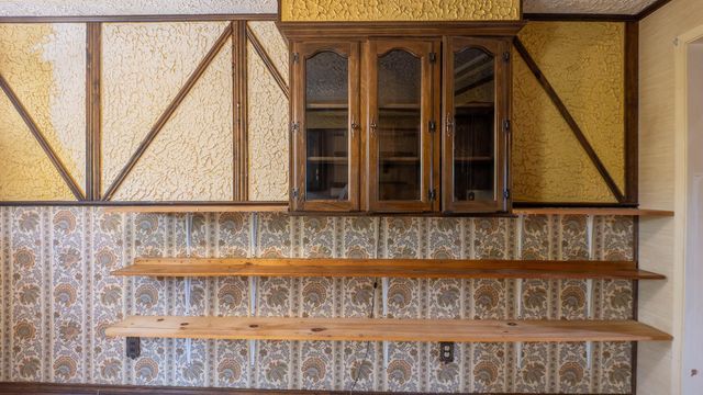 000 S 6th Street, Thayer, MO 65791