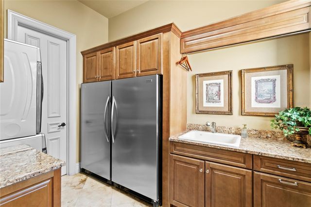 9205 POST ROAD, Odessa, FL 33556