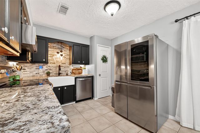 319 Kings Port Street, Crosby, TX 77532