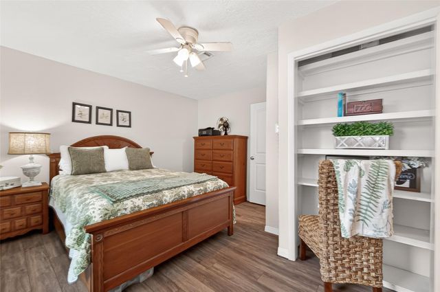 319 Kings Port Street, Crosby, TX 77532