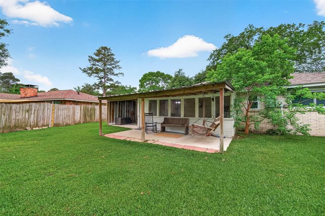 319 Kings Port Street, Crosby, TX 77532