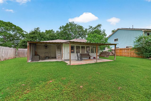 319 Kings Port Street, Crosby, TX 77532