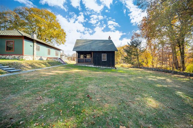 35 Clara Avenue, Cornwall, NY 12553