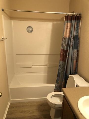 211 Woodley RD, Leander, TX 78641