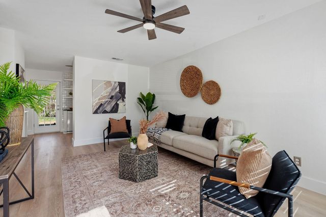 1630 Chippeway LN, Austin, TX 78745