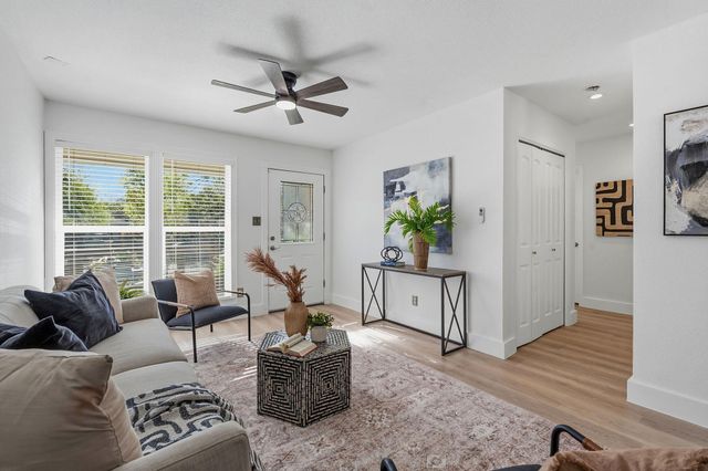 1630 Chippeway LN, Austin, TX 78745