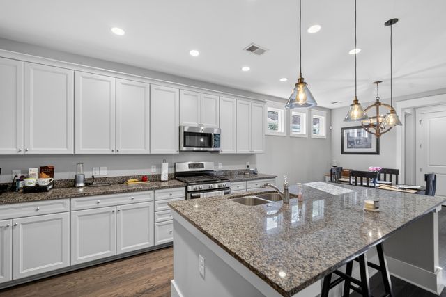 155 Village Ponds Drive, Summerville, SC 29483