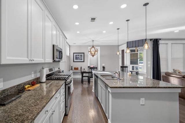 155 Village Ponds Drive, Summerville, SC 29483