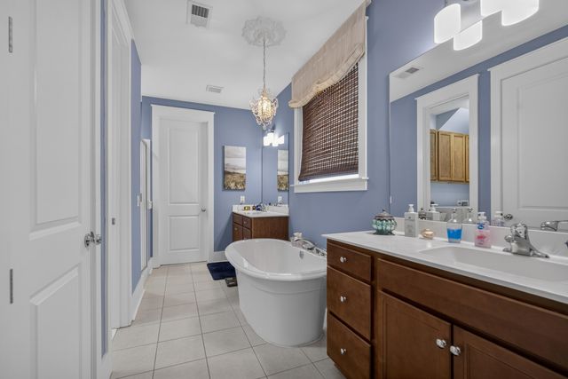 155 Village Ponds Drive, Summerville, SC 29483