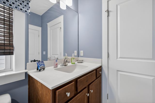 155 Village Ponds Drive, Summerville, SC 29483