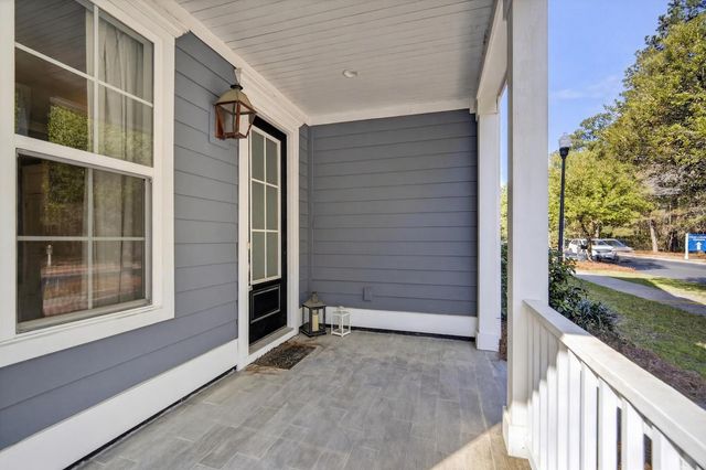 155 Village Ponds Drive, Summerville, SC 29483