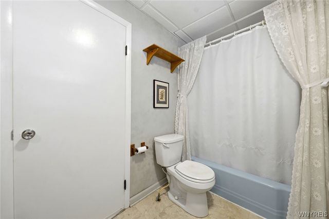 486 Pleasant Avenue, Hamburg, NY 14075