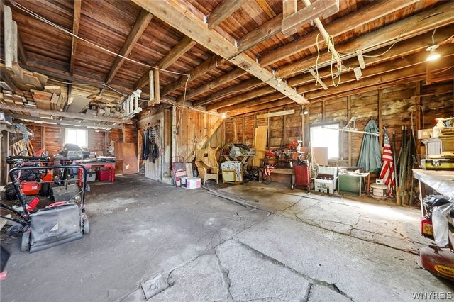 486 Pleasant Avenue, Hamburg, NY 14075