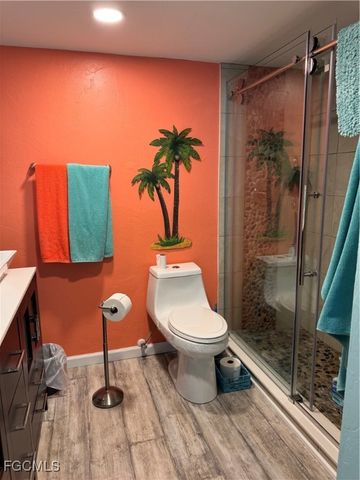 81 Sun CIR, Fort Myers, FL 33905