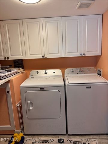 81 Sun CIR, Fort Myers, FL 33905