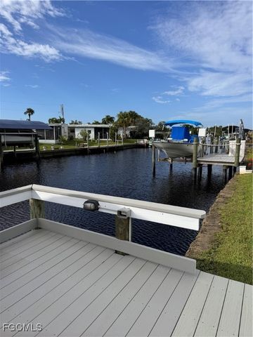 81 Sun CIR, Fort Myers, FL 33905