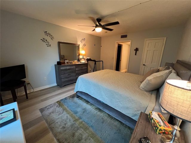 10355 CARROLLWOOD LANE 143, Tampa, FL 33618