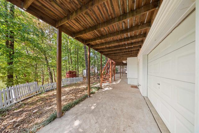 2116 Hickorynut Ct, Little Rock, AR 72211