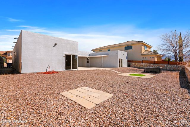 506 Corona Del Campo Loop, Las Cruces, NM 88011