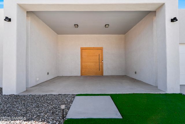 506 Corona Del Campo Loop, Las Cruces, NM 88011