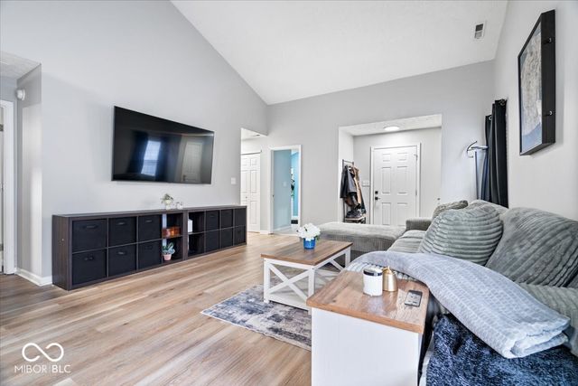 6717 Dusk Court, Indianapolis, IN 46254