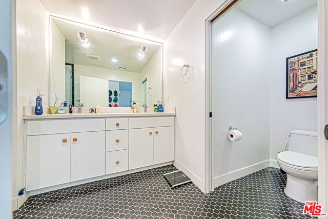 1835 N Avenue 55, Los Angeles, CA 90042