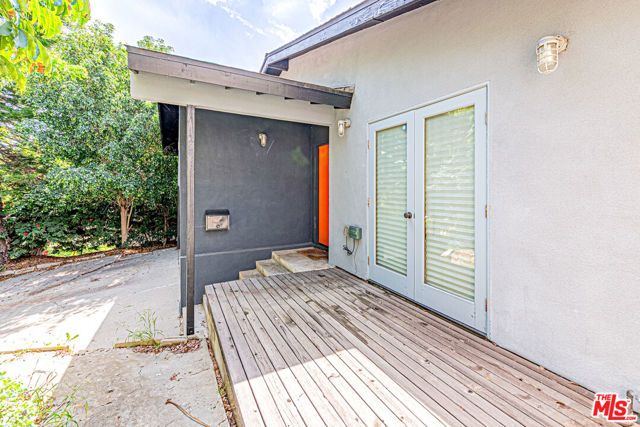 1835 N Avenue 55, Los Angeles, CA 90042