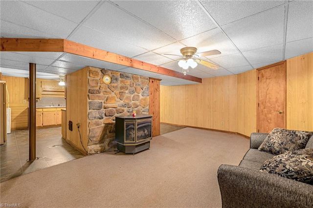 180 Mountain Valley Drive, Eden, NC 27288