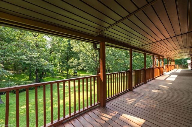 180 Mountain Valley Drive, Eden, NC 27288