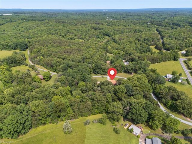 180 Mountain Valley Drive, Eden, NC 27288
