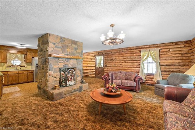 180 Mountain Valley Drive, Eden, NC 27288