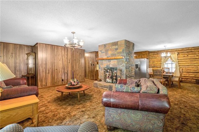 180 Mountain Valley Drive, Eden, NC 27288