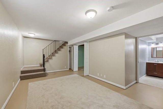 9623 E 32nd Street S, Independence, MO 64052