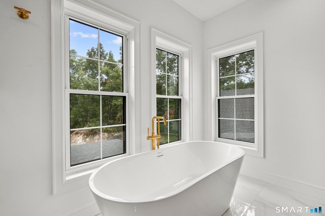77 Fillow Street, Norwalk, CT 06850