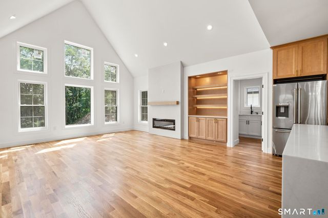 77 Fillow Street, Norwalk, CT 06850