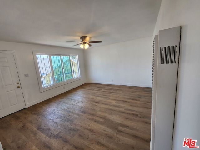 1499 W 35th Place 4, Los Angeles, CA 90018