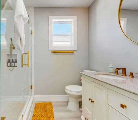 3241 Reeves Street, Houston, TX 77004