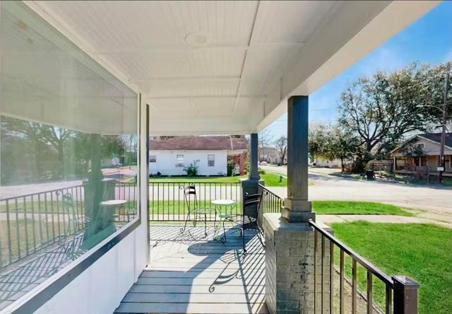 3241 Reeves Street, Houston, TX 77004