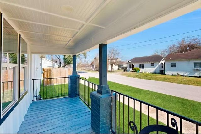 3241 Reeves Street, Houston, TX 77004