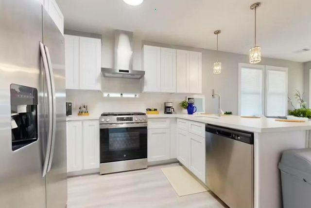 3241 Reeves Street, Houston, TX 77004