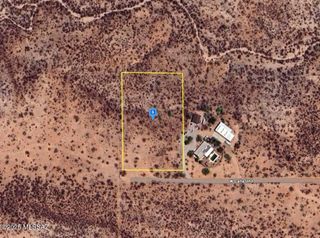 4380 W Calle Uno # 1, Green Valley, AZ 85622