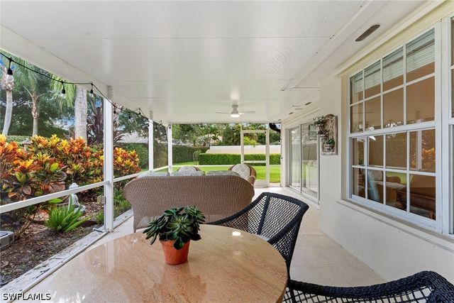 3210 Barbados LN, Naples, FL 34119