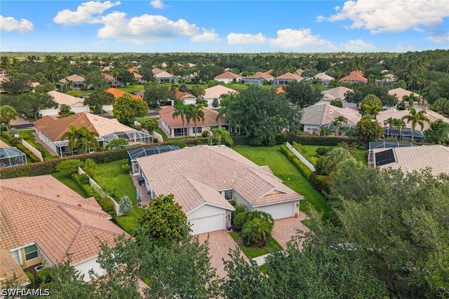 3210 Barbados LN, Naples, FL 34119