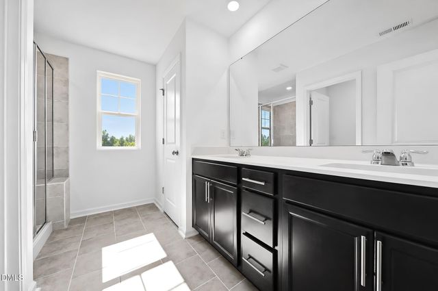 279 Beachcomber Drive, Lillington, NC 27546