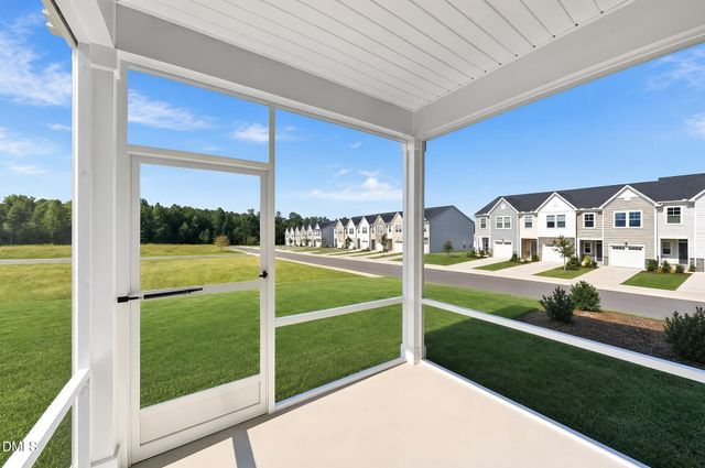 279 Beachcomber Drive, Lillington, NC 27546