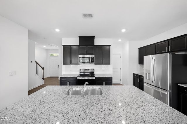 279 Beachcomber Drive, Lillington, NC 27546