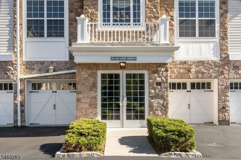 98 Quarry Dr B2, Woodland Park, NJ 07424 — photo 4