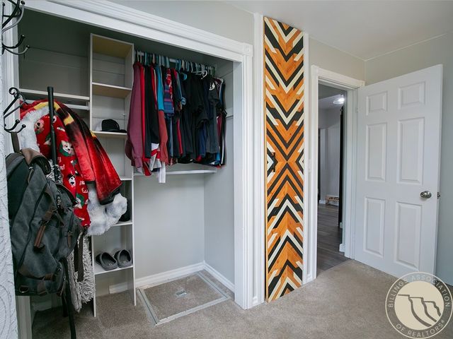 528 N Lakeview Dr, Billings, MT 59105