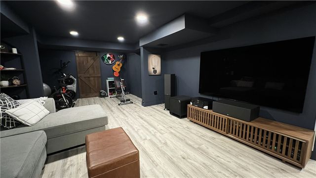 41 Follett Street, East Providence, RI 02914