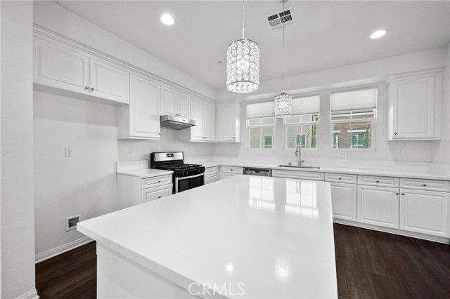 8887 Orangethorpe, Buena Park, CA 90621